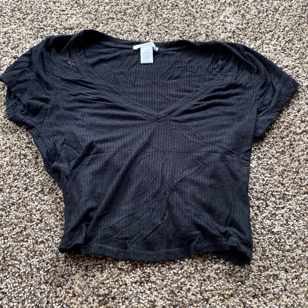 Black Crop top